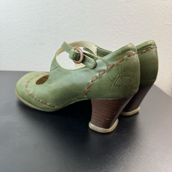 John Fluevog Operetta Malibran Olive Green Criss-Cross mary jane Heels 6.5 - Picture 5 of 10